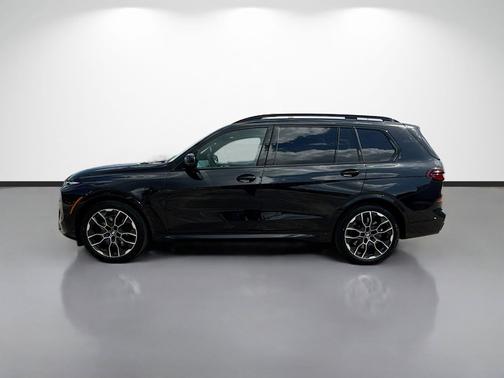 Black Sapphire Metallic 2027 BMW X7 M60i