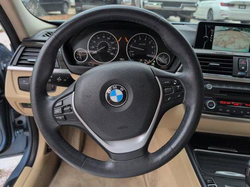 2012 BMW 328 328i