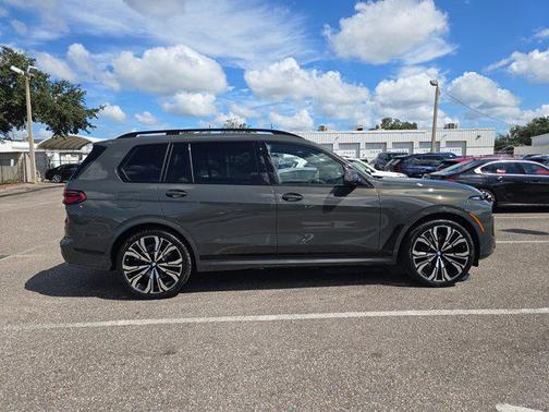 2026 BMW X7 xDrive40i