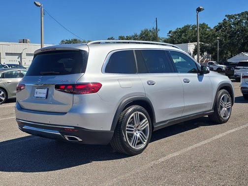 2024 Mercedes-Benz GLS 450 4MATIC