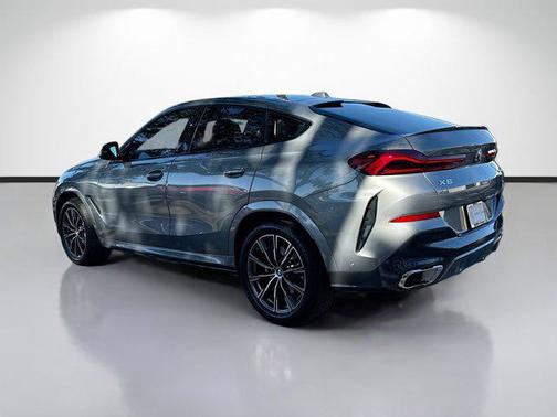 2025 BMW X6 xDrive40i