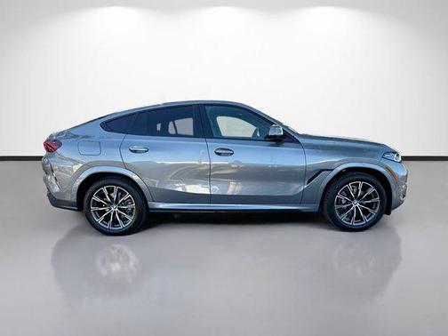 2025 BMW X6 xDrive40i