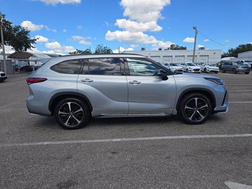 2021 Toyota Highlander XSE