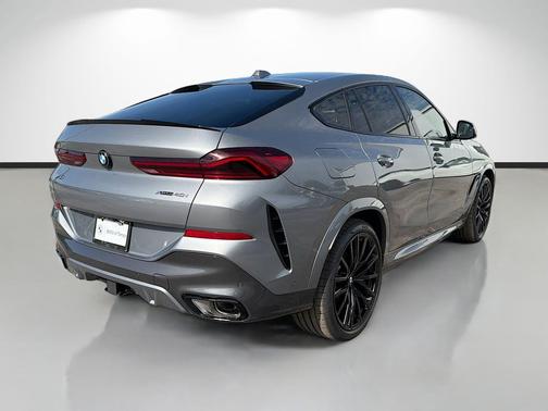 Skyscraper Grey Metallic 2027 BMW X6 xDrive40i