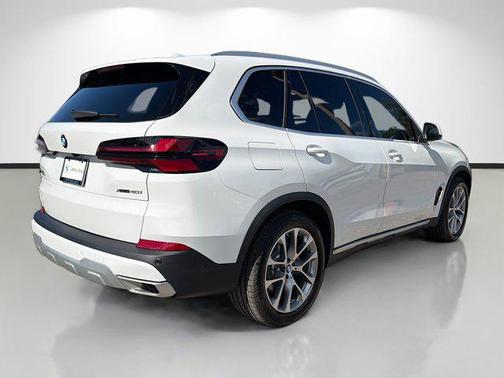 Alpine White 2026 BMW X5 xDrive40i