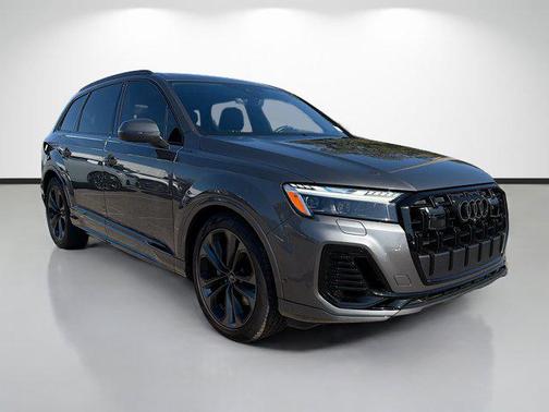 2025 Audi Q7 55 Prestige