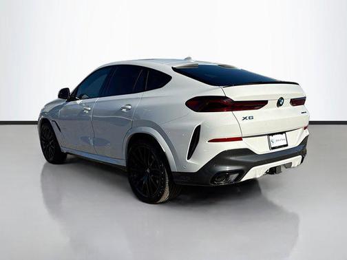 2026 BMW X6 xDrive40i