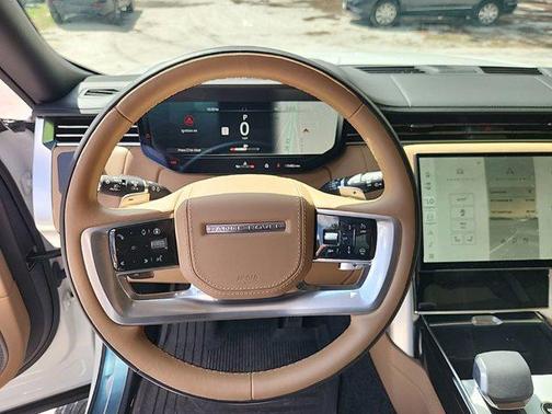 2025 Land Rover Range Rover P530 Autobiography