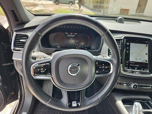 2016 Volvo XC90 Hybrid T8 R-Design