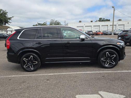 2016 Volvo XC90 Hybrid T8 R-Design