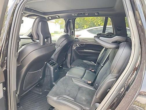 2016 Volvo XC90 Hybrid T8 R-Design