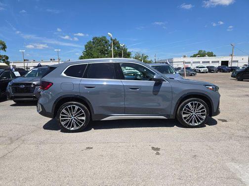 2025 BMW X1 xDrive28i