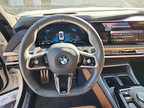 2023 BMW 740 i