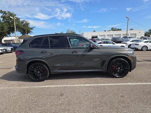 2026 BMW X5 M60i