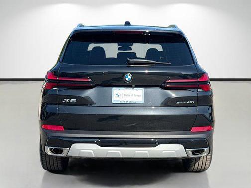 Black Sapphire Metallic 2026 BMW X5 sDrive40i