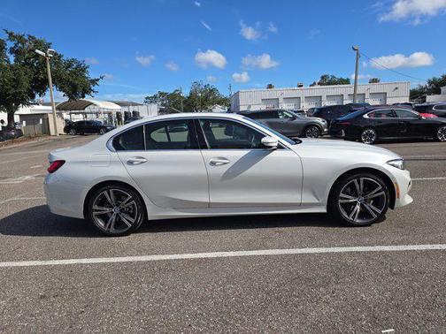2024 BMW 330 i