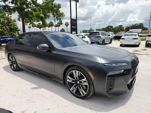 2024 BMW i7 xDrive60
