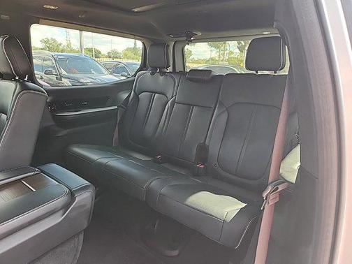 2022 Jeep Grand Wagoneer Series II 4x4