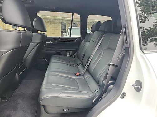 2021 Lexus LX 570 Three-Row