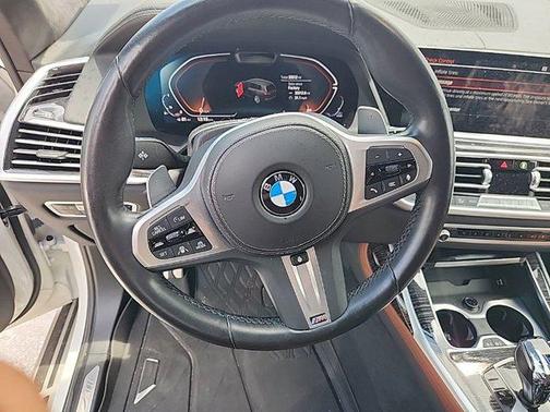 Alpine White 2022 BMW X7 xDrive40i