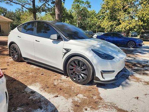 2023 Tesla Model Y Performance Dual Motor All-Wheel Drive