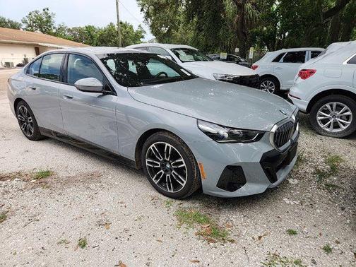 2025 BMW 530 i