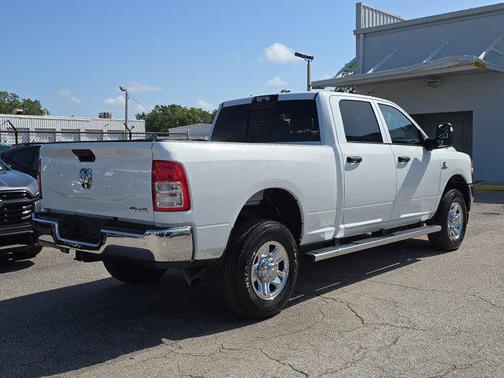2024 RAM 2500 Tradesman Crew Cab 4x4 6'4' Box