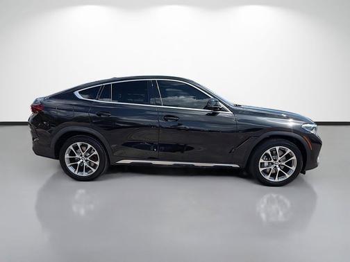 Black Sapphire Metallic 2023 BMW X6 xDrive40i