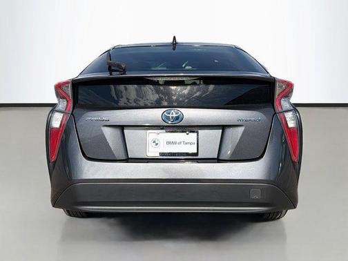 2017 Toyota Prius One