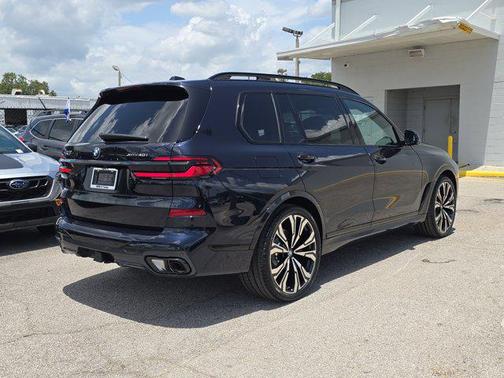 2026 BMW X7 xDrive40i