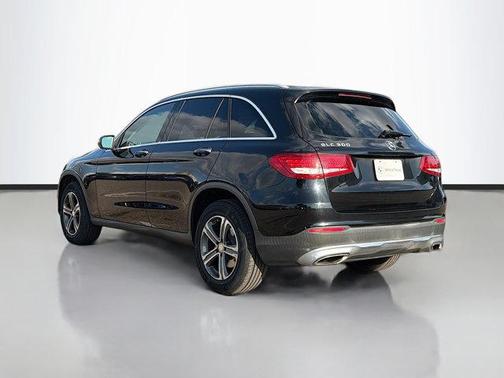 2016 Mercedes-Benz GLC 300 Base
