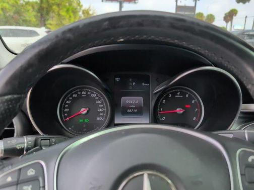 2016 Mercedes-Benz GLC 300 Base