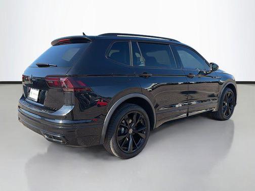 2023 Volkswagen Tiguan 2.0T SEL R-Line 4MOTION