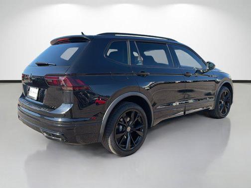 2023 Volkswagen Tiguan 2.0T SEL R-Line 4MOTION