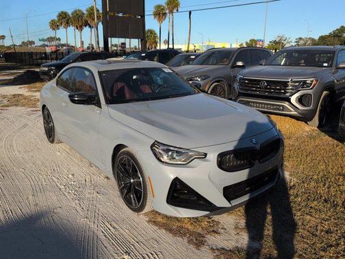 2025 BMW M240 i