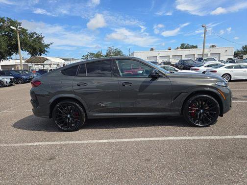 2026 BMW X6 M60i