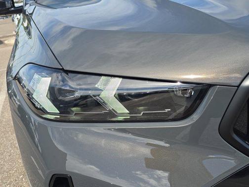 2026 BMW X6 M60i