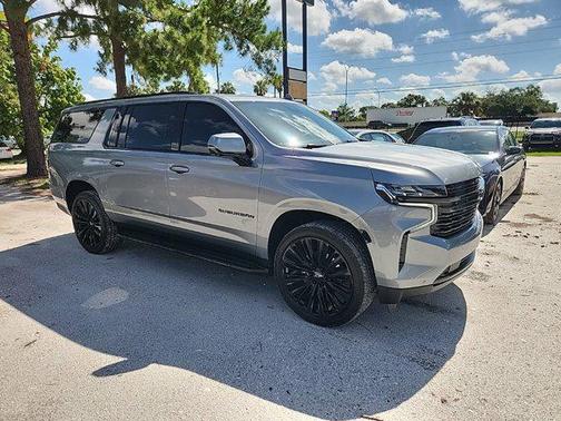 2024 Chevrolet Suburban RST