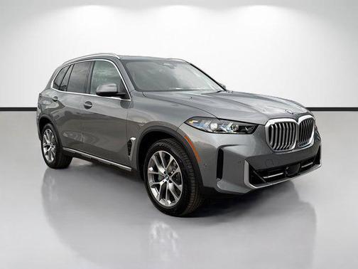 Skyscraper Grey Metallic 2026 BMW X5 sDrive40i