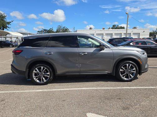 2024 INFINITI QX60 Luxe
