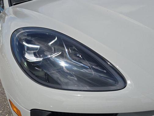 2021 Porsche Macan S