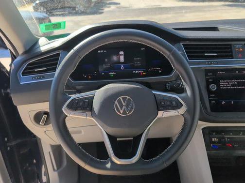2022 Volkswagen Tiguan 2.0T SE 4MOTION