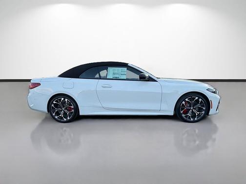 Alpine White 2027 BMW 430 i xDrive
