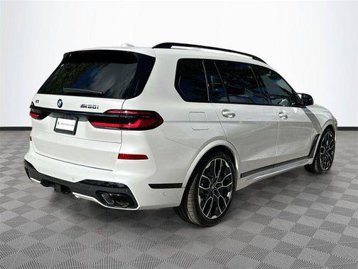 2026 BMW X7 M60i