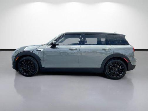 Moonwalk Gray Metallic 2019 MINI Clubman Cooper