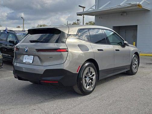 2023 BMW iX xDrive50