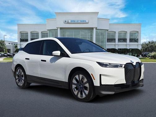 2025 BMW iX xDrive50
