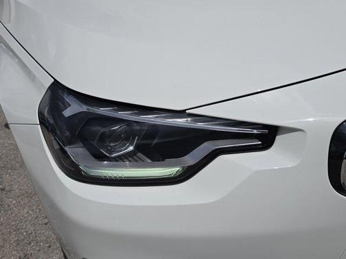 2024 BMW 230 i