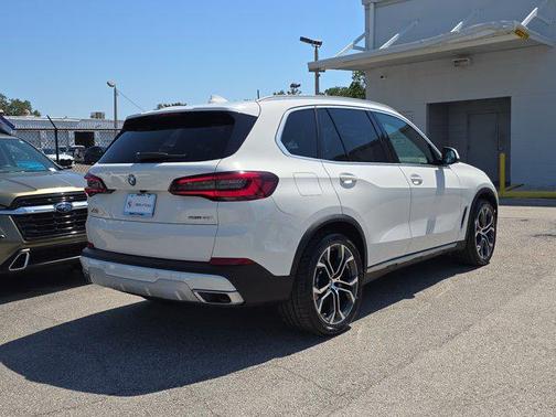 2022 BMW X5 sDrive40i