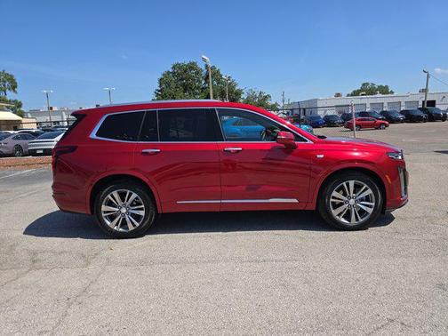 2024 Cadillac XT6 Premium Luxury FWD
